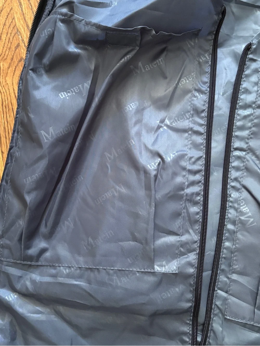 Matein Garment Bag Suit Travel Bag Black Shoulder Strap Foldable Carry On